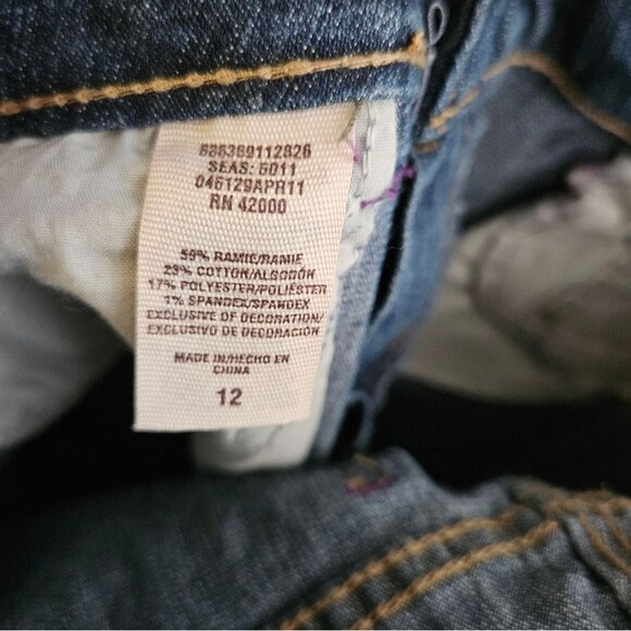 Route 66 Jeans Girl's Sz 12 (26x28) Low Rise Flare Dark Wash Floral Embroidered - Picture 3 of 10